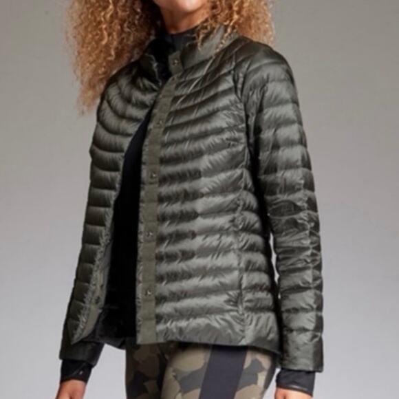 Athleta Downkind Packable Puffer Jacket - Picture 1 of 8